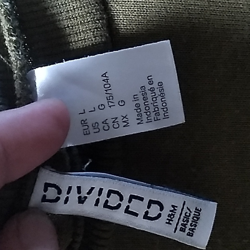 2 Womans Large Long Sleeves - Picture 5 of 6